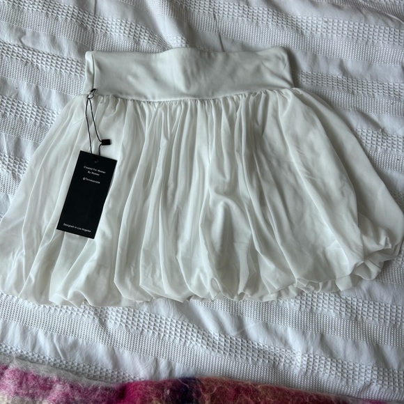 Thrive Dresses & Skirts - Thrive white bubble skort